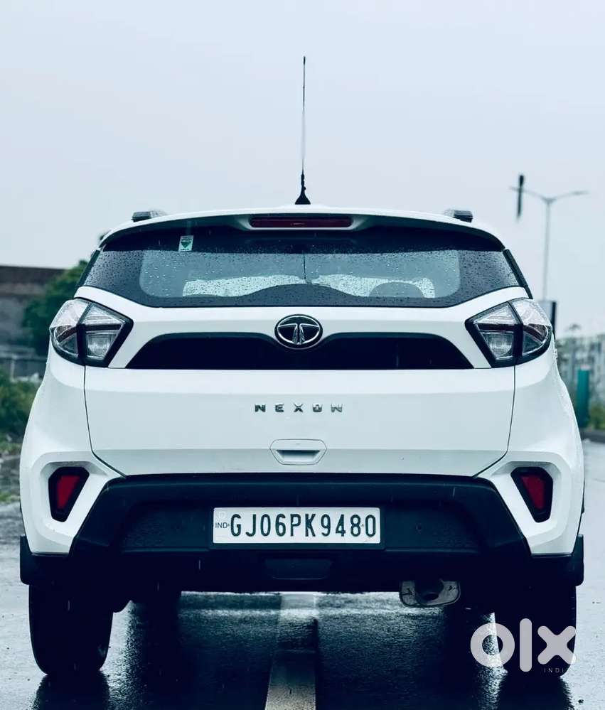 Tata Nexon Automatic Xma+ 1st Owner 13000petrol 2023