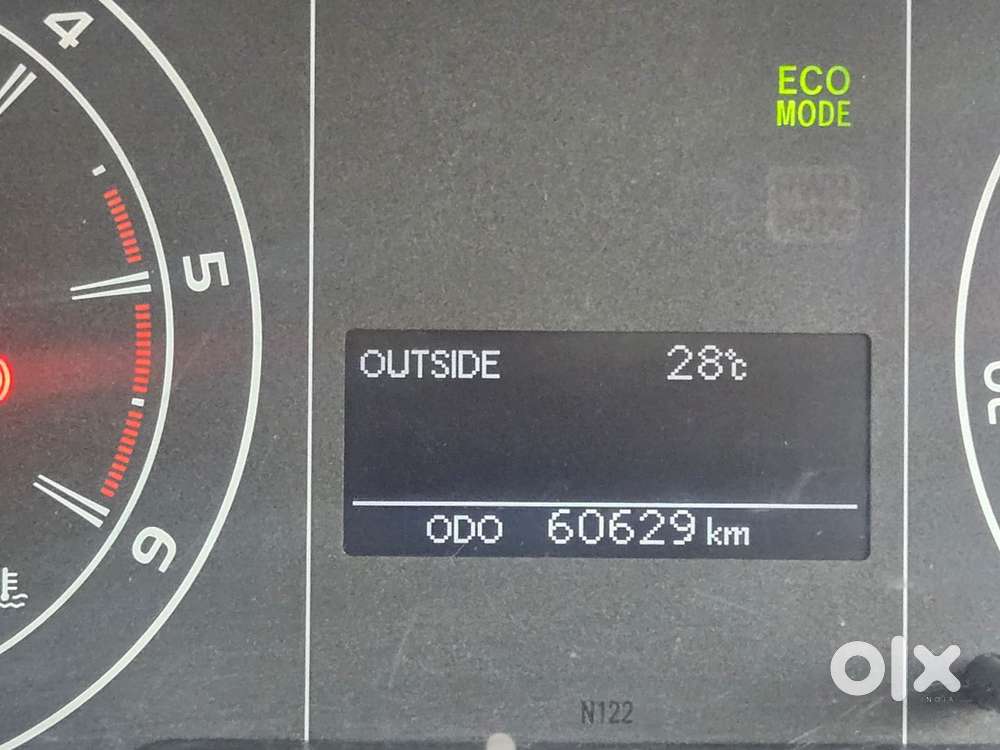 Toyota Innova Crysta 2024