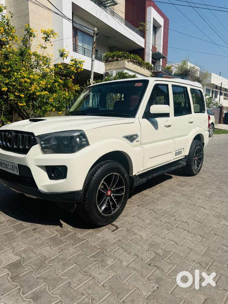 Mahindra Diesel Car 2019