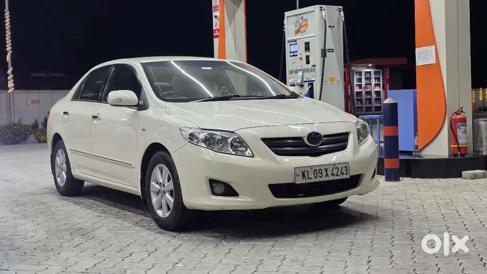 Corolla Altis