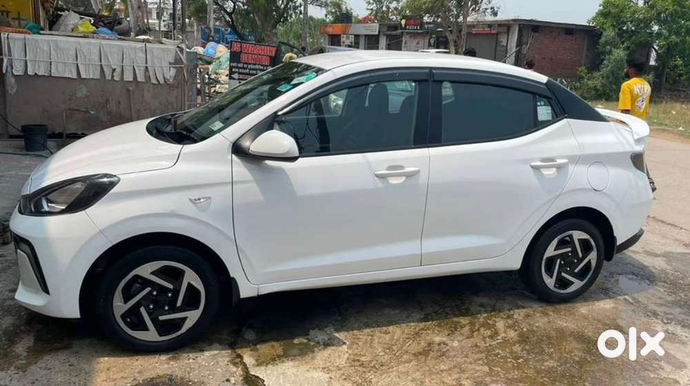 Hyundai Aura Manual 2025 Km