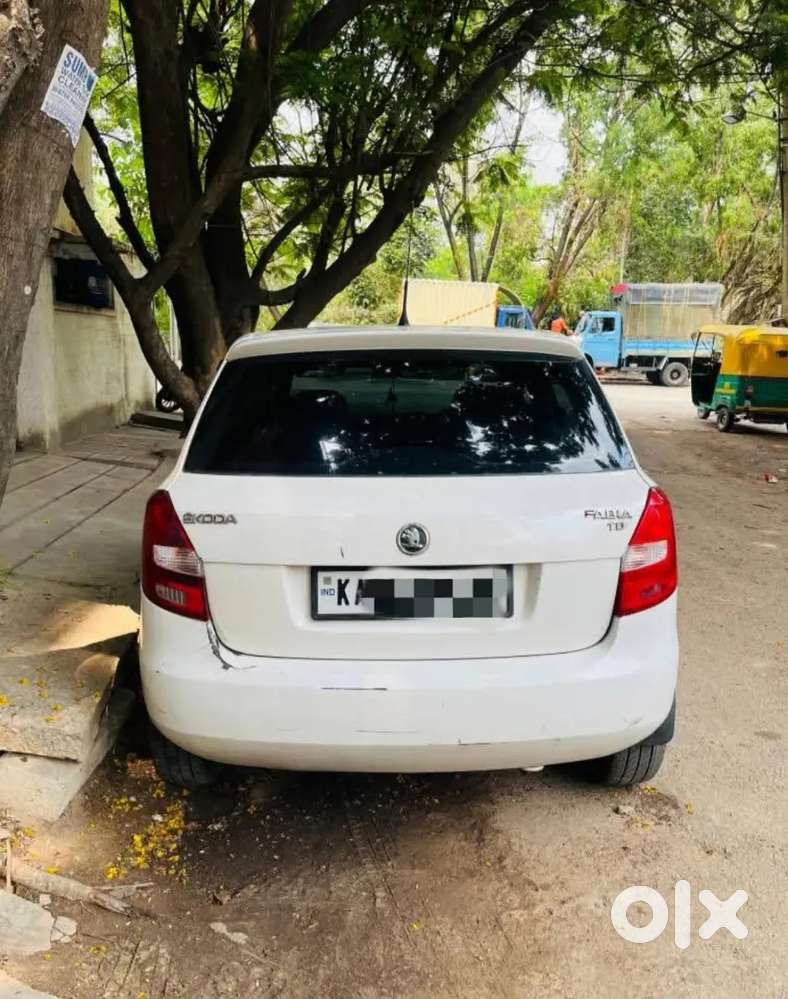 Skoda Fabia 2010 Petrol 64000 Km Driven
