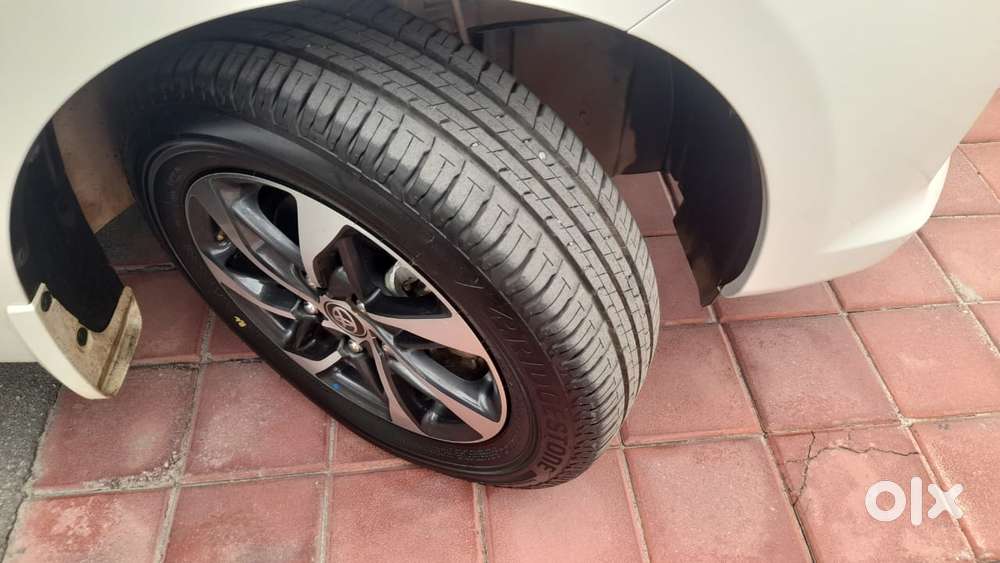 Toyota Rumion G Petrol Automatic Dual Tone, 2025, Petrol