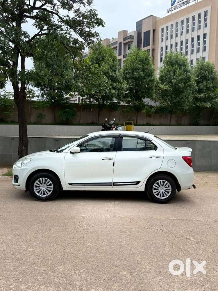 Maruti Suzuki Dzire 1.2 Vxi, 2019, Petrol