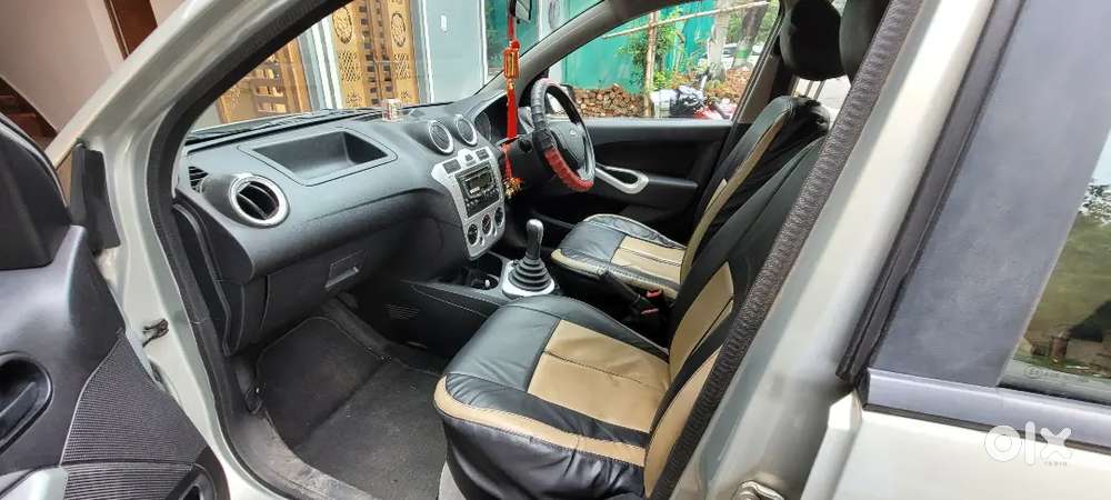 Ford Figo Zxi 2011 Petrol