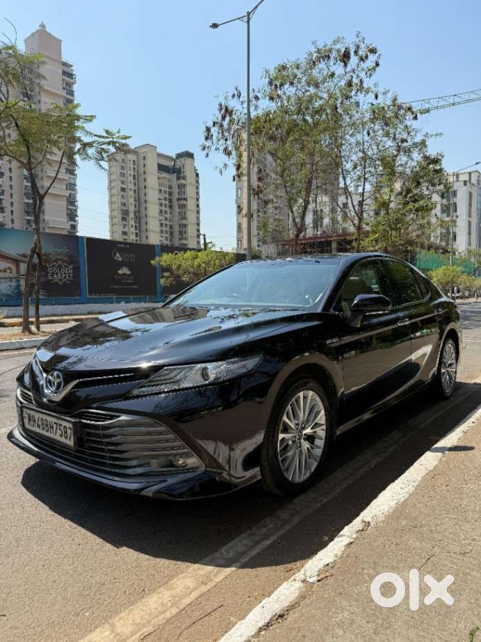 Toyota Camry Hybrid, 2019, Electric