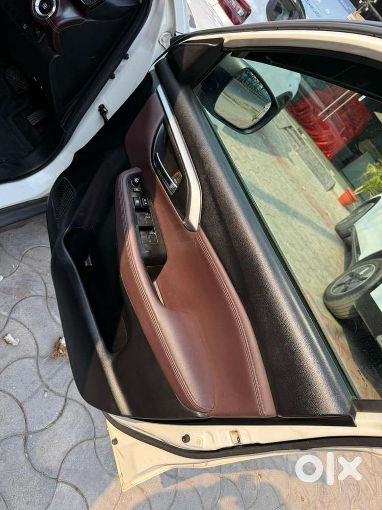 Maruti Suzuki Grand Vitara 2023 Petrol Well Maintained