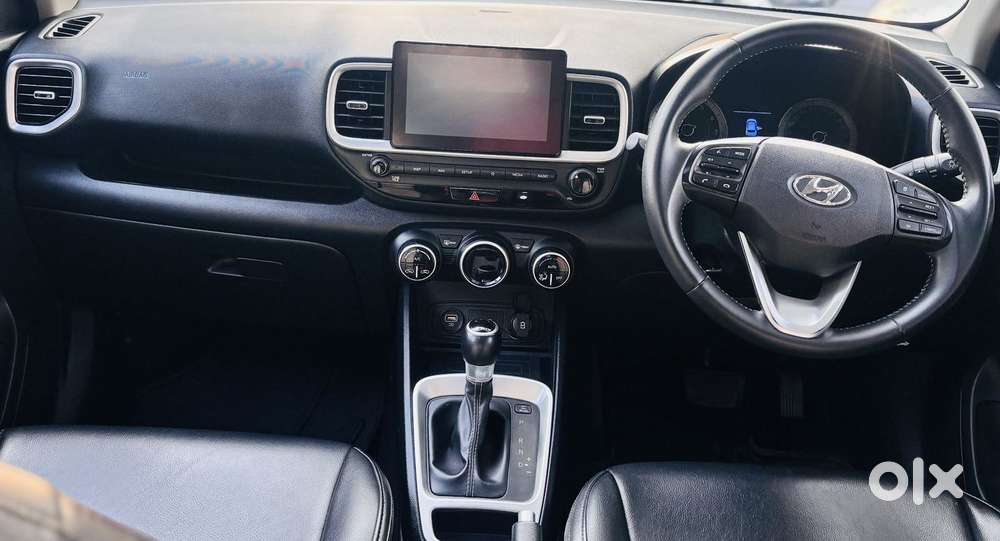 Hyundai Venue 1.0 Sx (o) Turbo Dct Dual Tone, 2019, Petrol