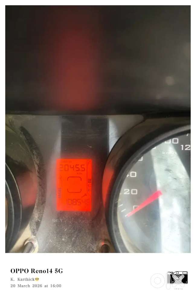 Mahindra Tuv 300 2018