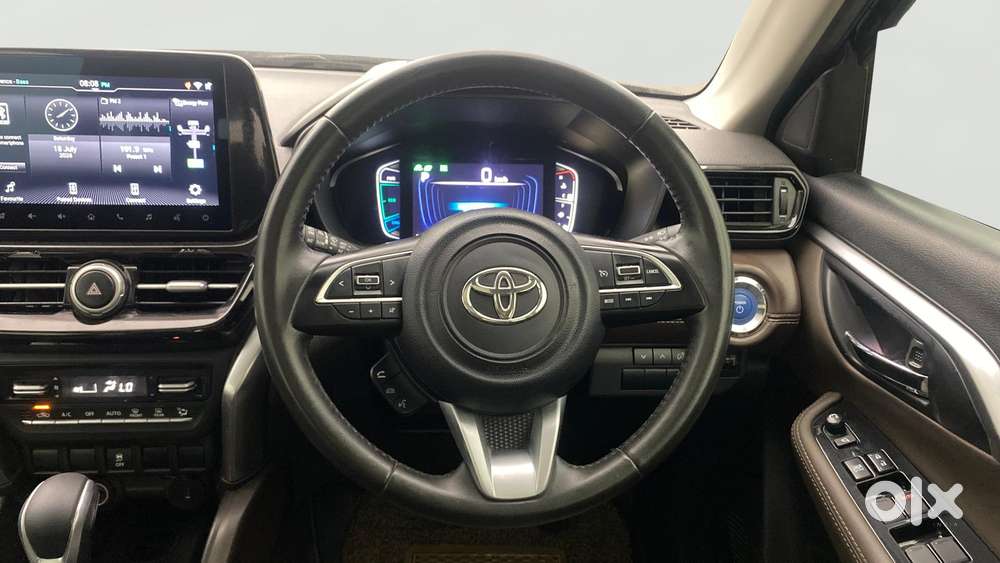 Toyota Urban Cruiser Hyryder 1.5 V Hybrid, 2022, Petrol