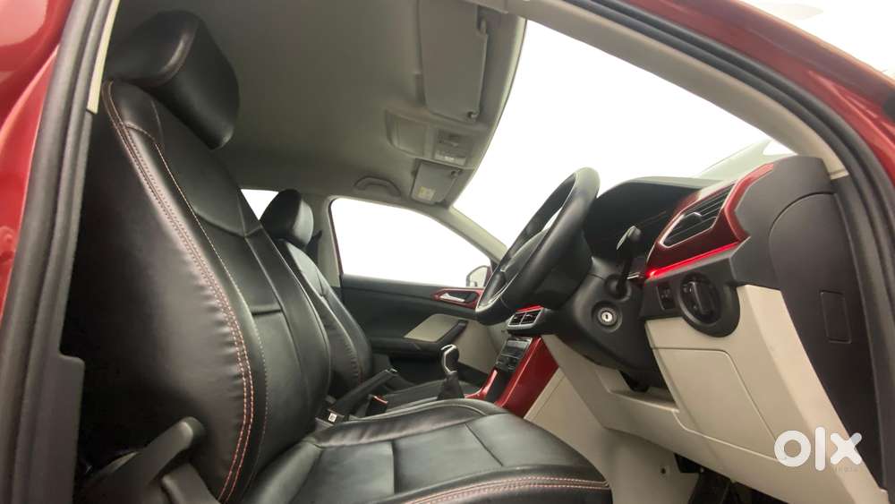 Volkswagen Taigun Gt 1.5 Tsi Mt, 2022, Petrol