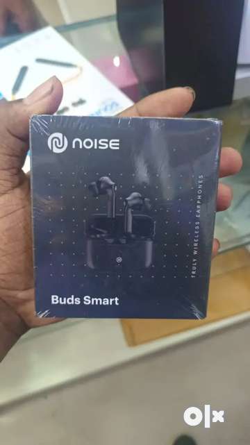 Noise best sale x airpods