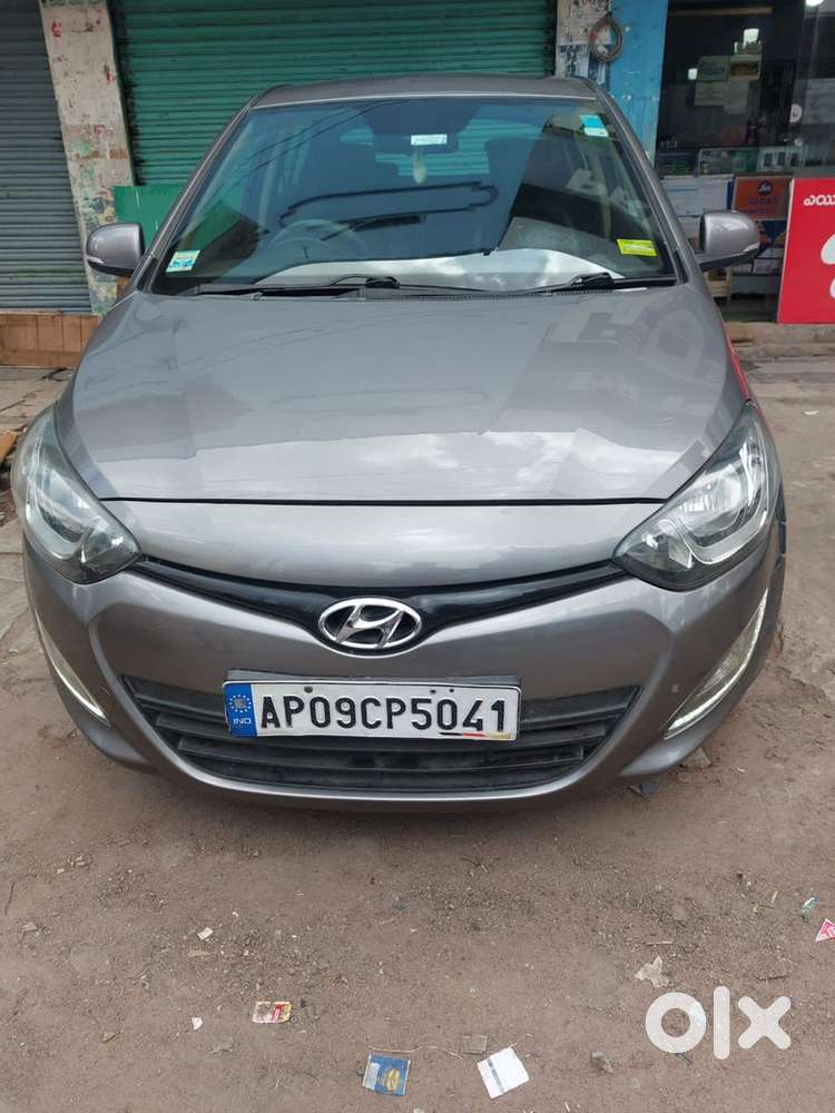 Hyundai I20 Petrol Manual 2013