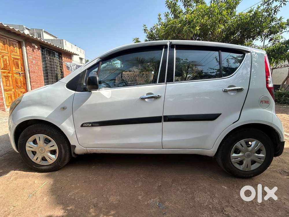 Maruti Suzuki Ritz 2011 Petrol Well Maintained