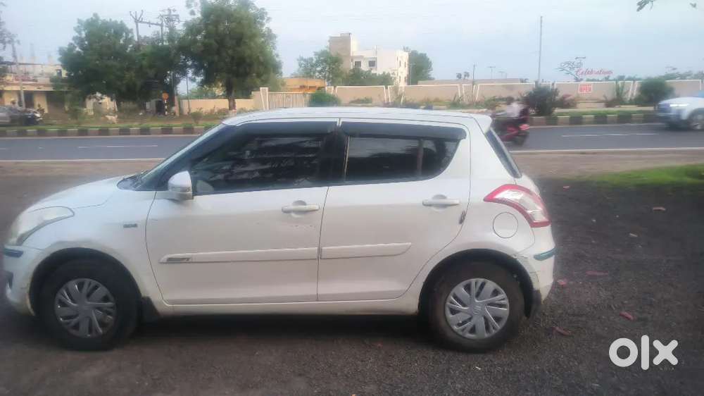 Maruti Suzuki Swift 2012 Ddis