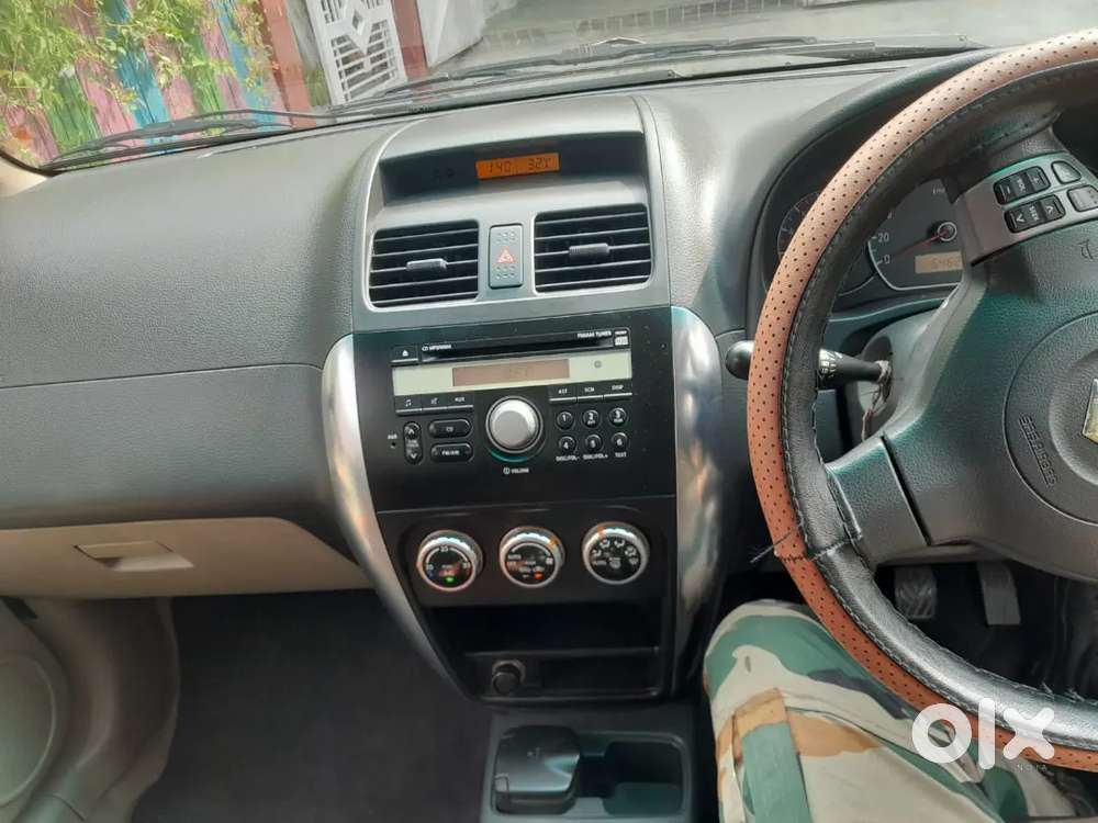 Maruti Suzuki Sx4 Petrol Well Maintained .