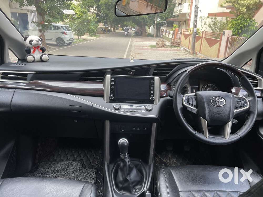 Toyota Innova Crysta 2.4 V, 2024, Diesel