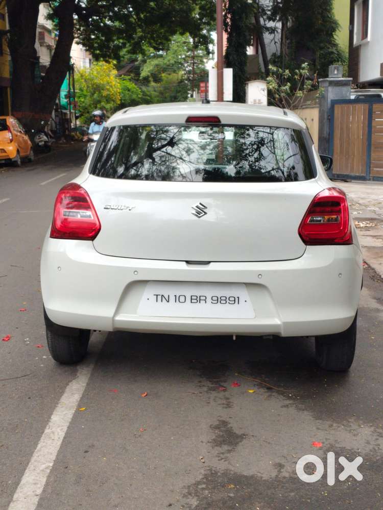 Maruti Suzuki Swift Vxi + Manual, 2022, Petrol