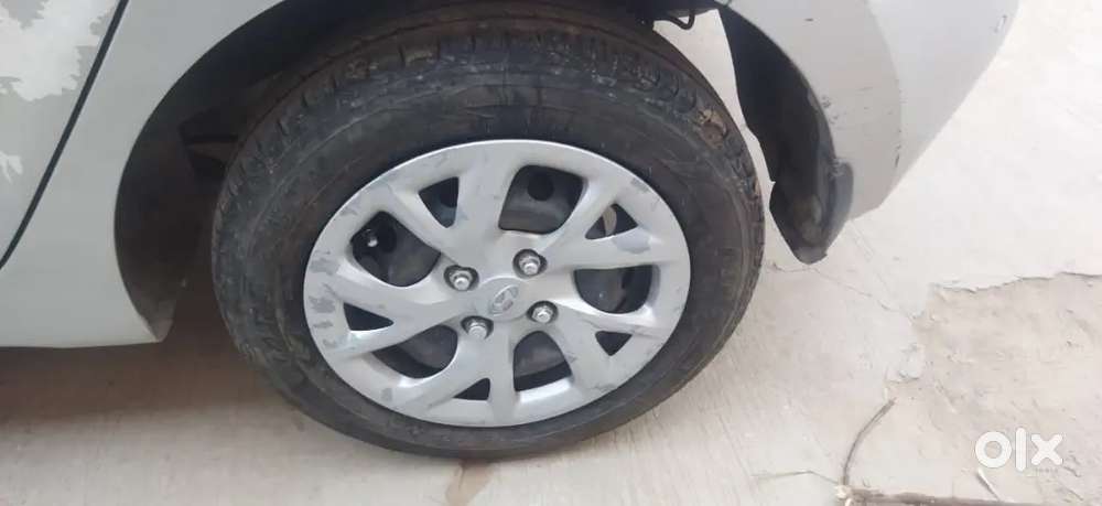 Hyundai Grand I10 1.2 Sportz 2048