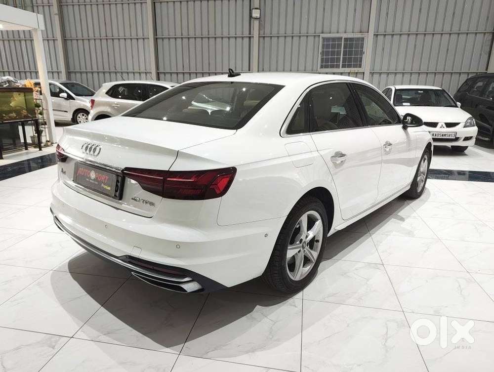 Audi A4 2.0 Technology 40 Tfsi, 2024, Petrol