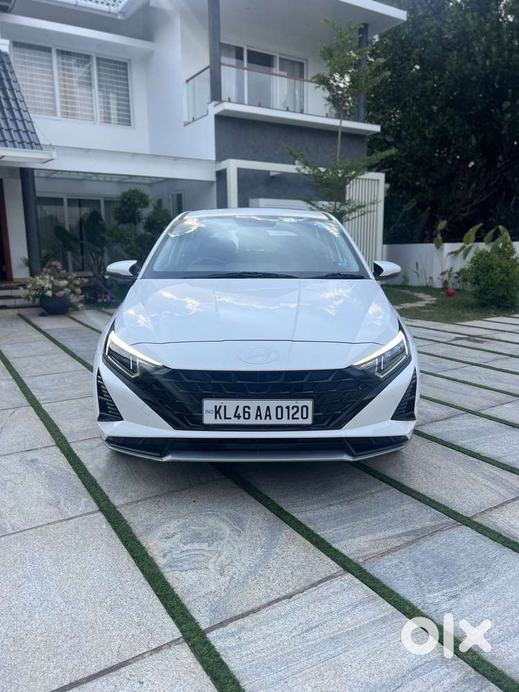 Hyundai New I20 1.2 Asta (o) Ivt, 2024, Petrol