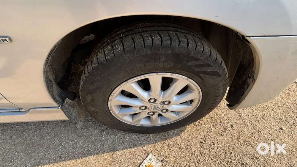 Toyota Innova 2015 Diesel 135000 Km Driven