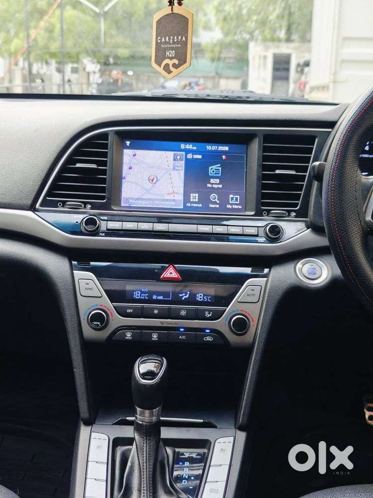 Hyundai Elantra 1.6 Sx Option At, 2018, Petrol