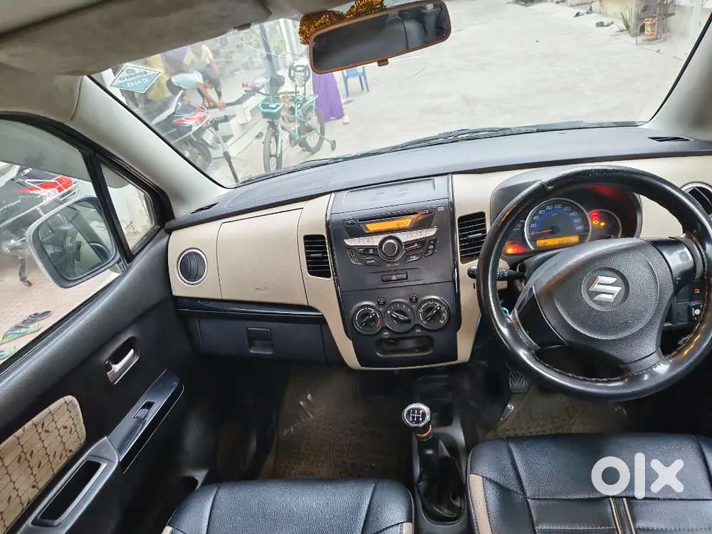 Smooth Engine Child Ac Front Glass Crack 2 Owner Petrol Cng