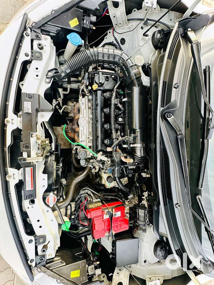Maruti Suzuki Swift Dzire Vxi(o) Amt, 2020, Petrol