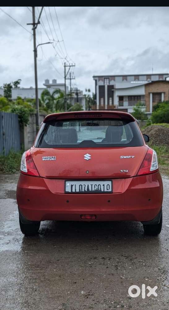 Maruti Suzuki Swift Vxi Optional, 2014, Petrol