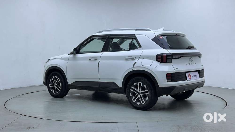 Hyundai Venue 1.0 Sx (o) Turbo Dct, 2023, Petrol