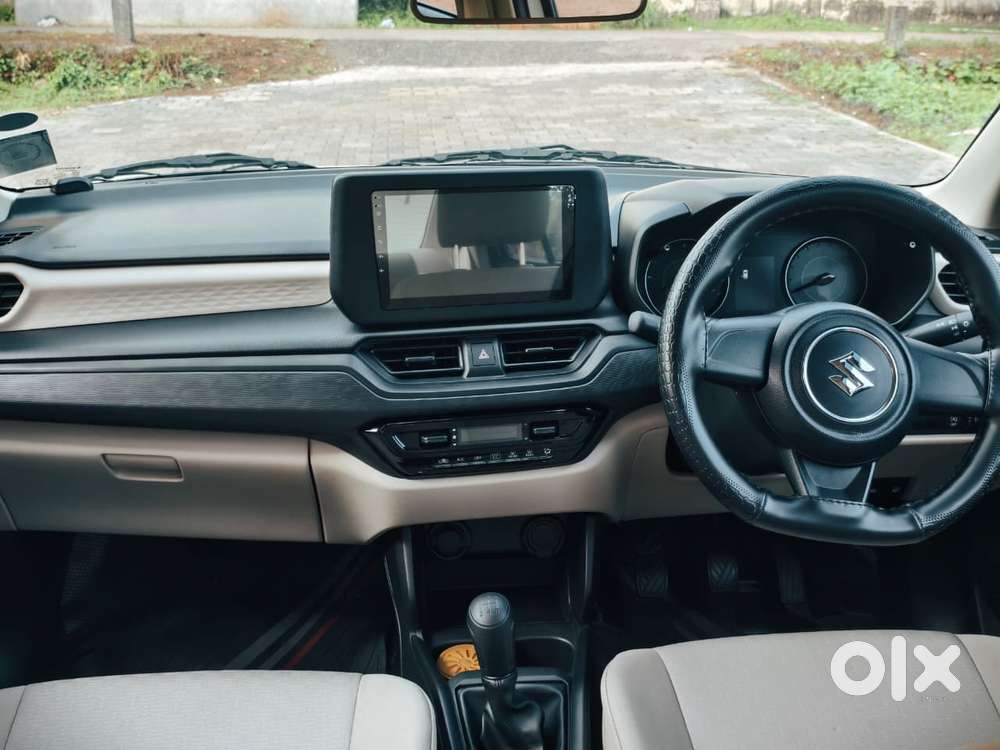 Maruti Suzuki Dzire, 2025, Petrol