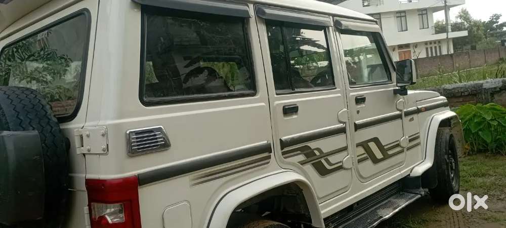 Mahindra Bolero 2015 Petrol 80873 Km Driven