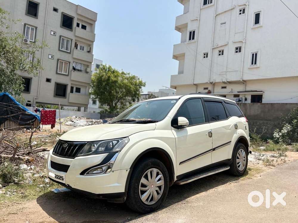 Mahindra Xuv500 2017 Diesel 93000 Km Driven
