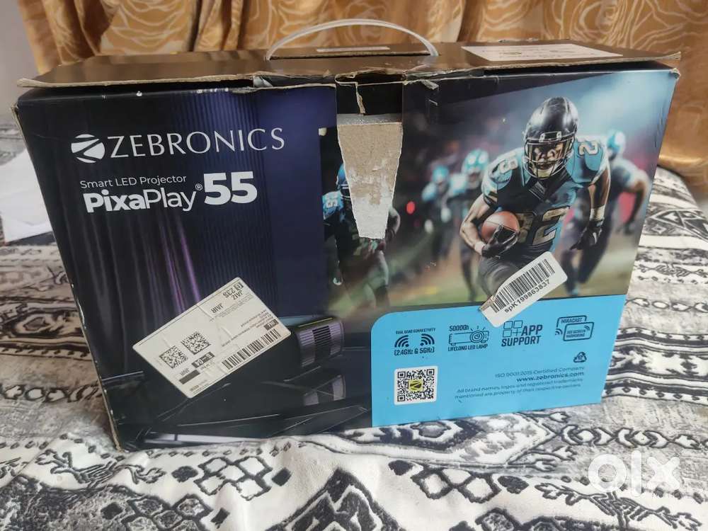 Zebronics pixaplay 55 projector brand new