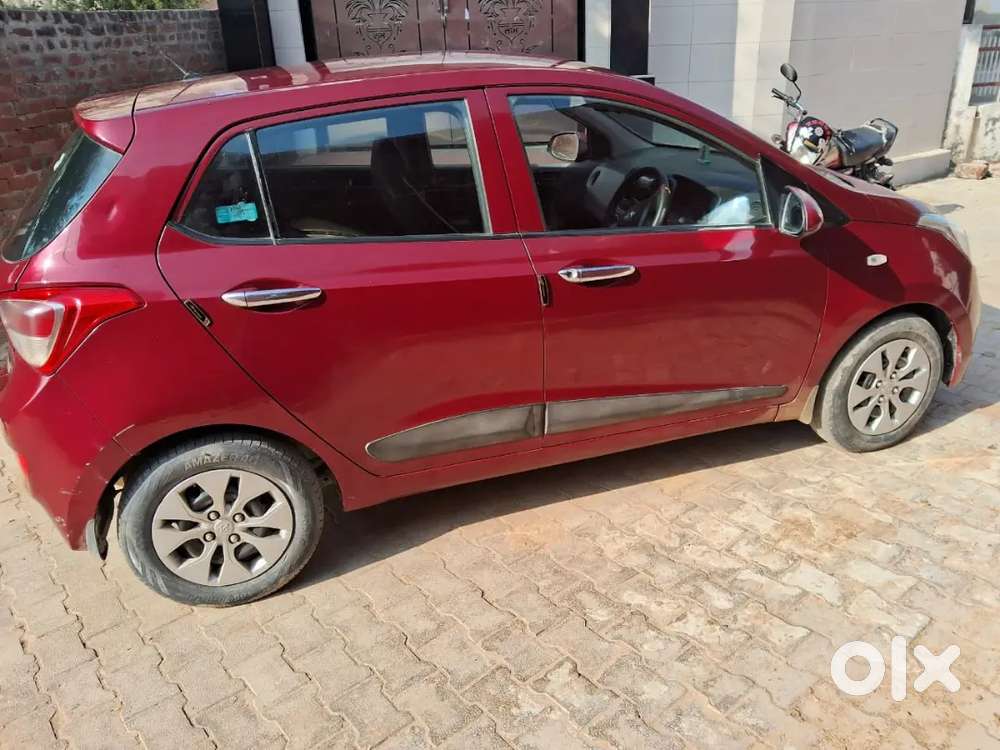 Hyundai Grand I10 2015 Diesel 105000 Km Driven