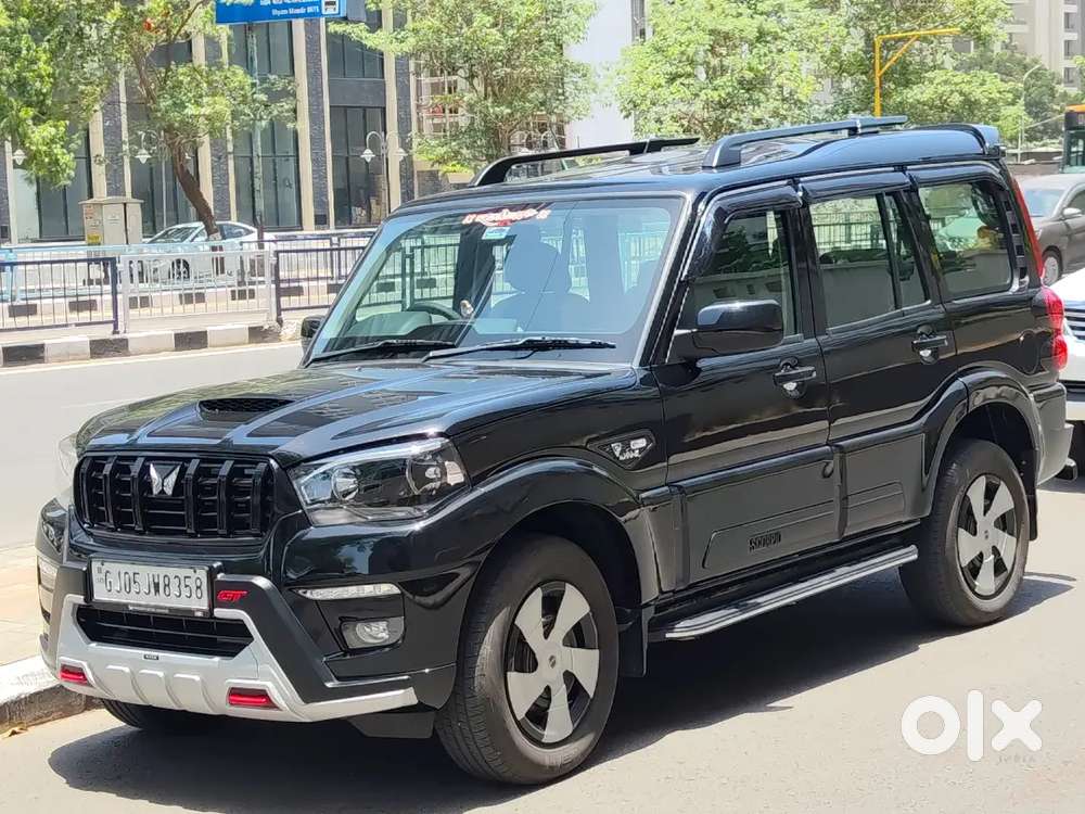 Brand New Mahindra Scorpio Classic 9 Seater Mt 2026