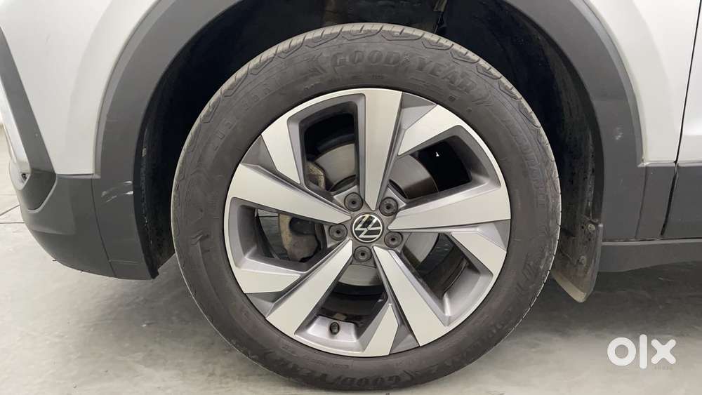 Volkswagen Taigun Topline 1.0 Tsi At (electric Seats), 2023, Petrol