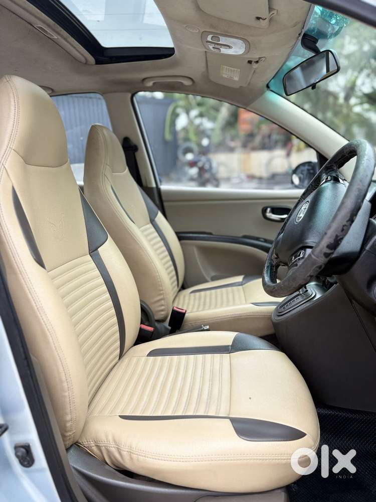 Hyundai I10 Asta At, 2012, Petrol