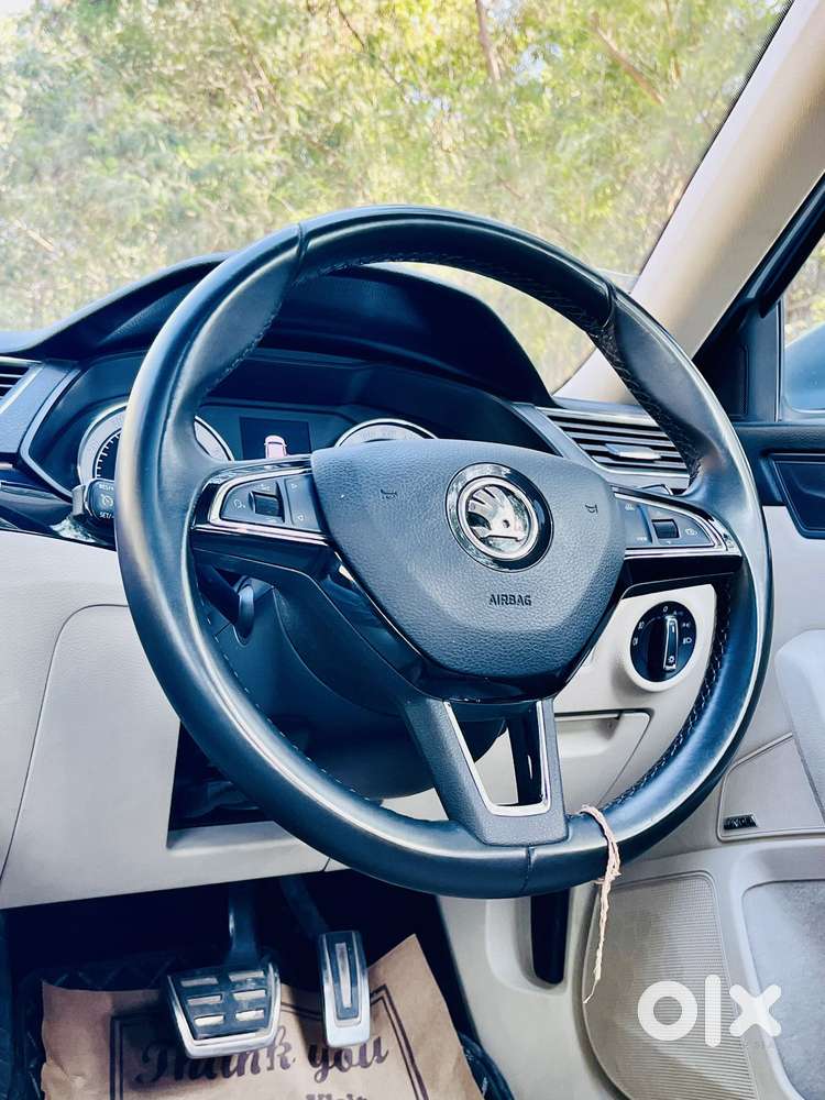 Skoda Superb L&k 1.8 Tsi At, 2019, Petrol