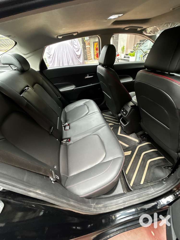 Hyundai New Verna Petrol Well Maintained