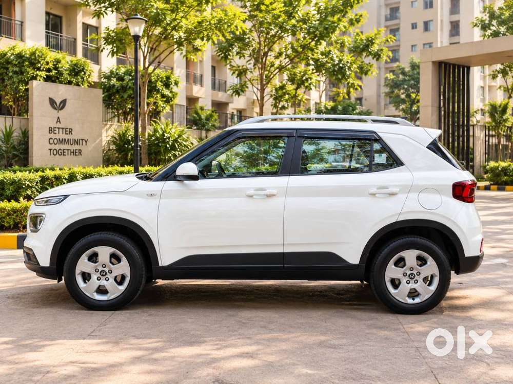 Hyundai Venue, 2022, Petrol