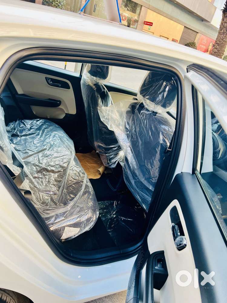 Tata Altroz 1.2 Xt, 2026, Petrol