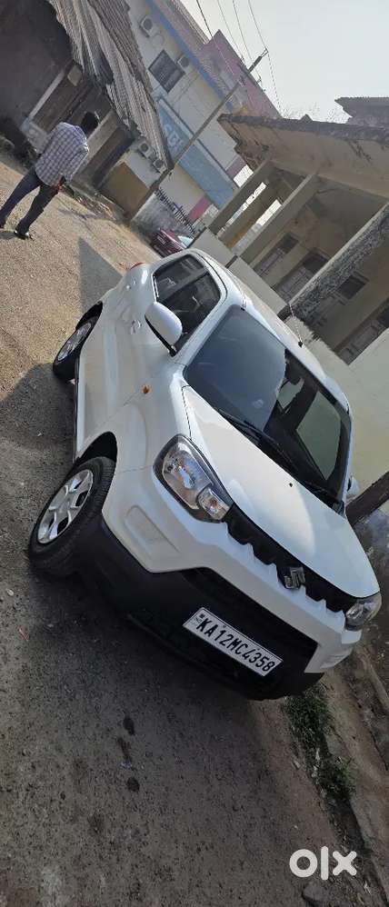 Maruti S-presso Vxi 2025