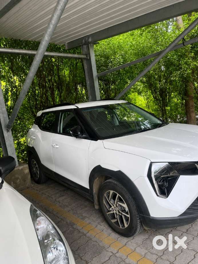 Mahindra Xuv 3xo Ax5 Pm At, 2025, Petrol