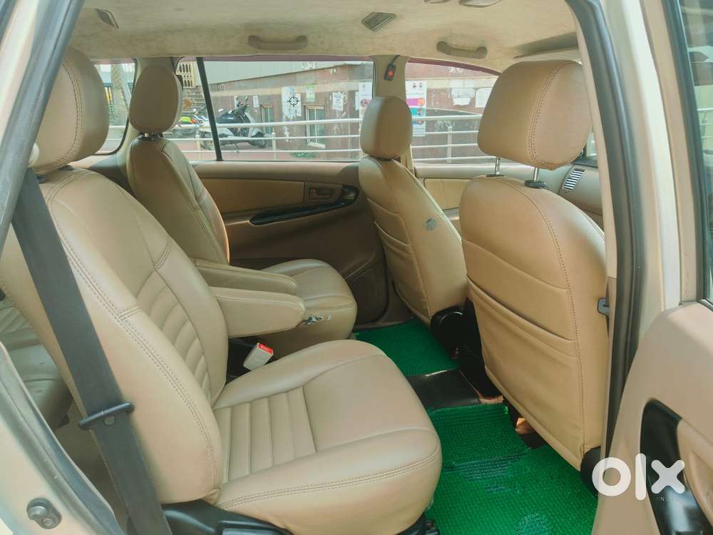 Toyota Innova 2.5 G (diesel) 7 Seater, 2016, Diesel
