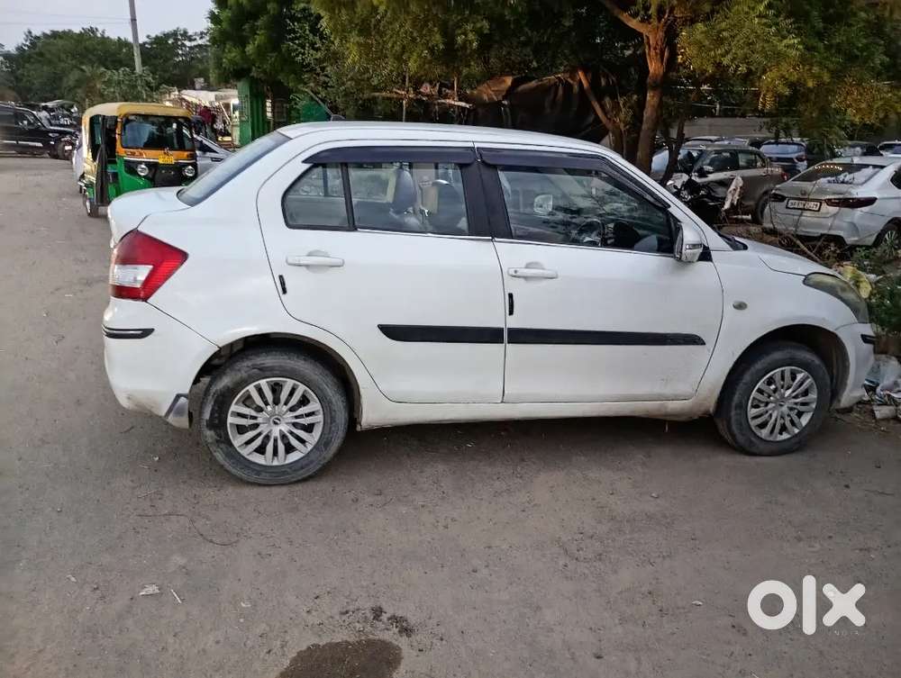 Maruti Suzuki Dzire 2016 Cng & Hybrids 79190 Km Driven