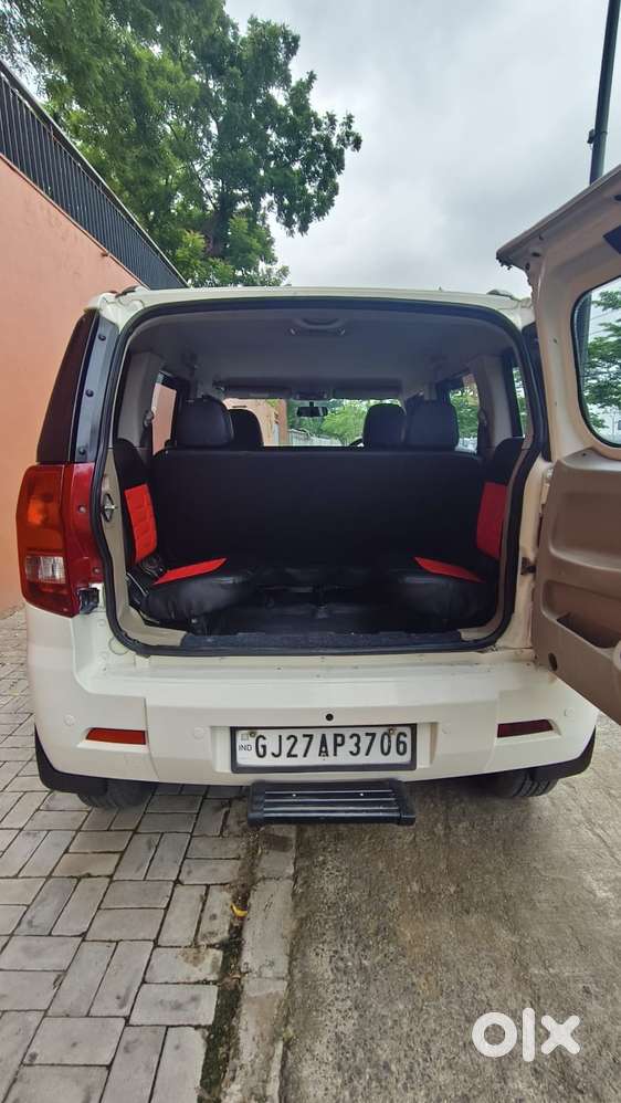 Mahindra Tuv 300 Mhawk100 T8, 2016, Diesel