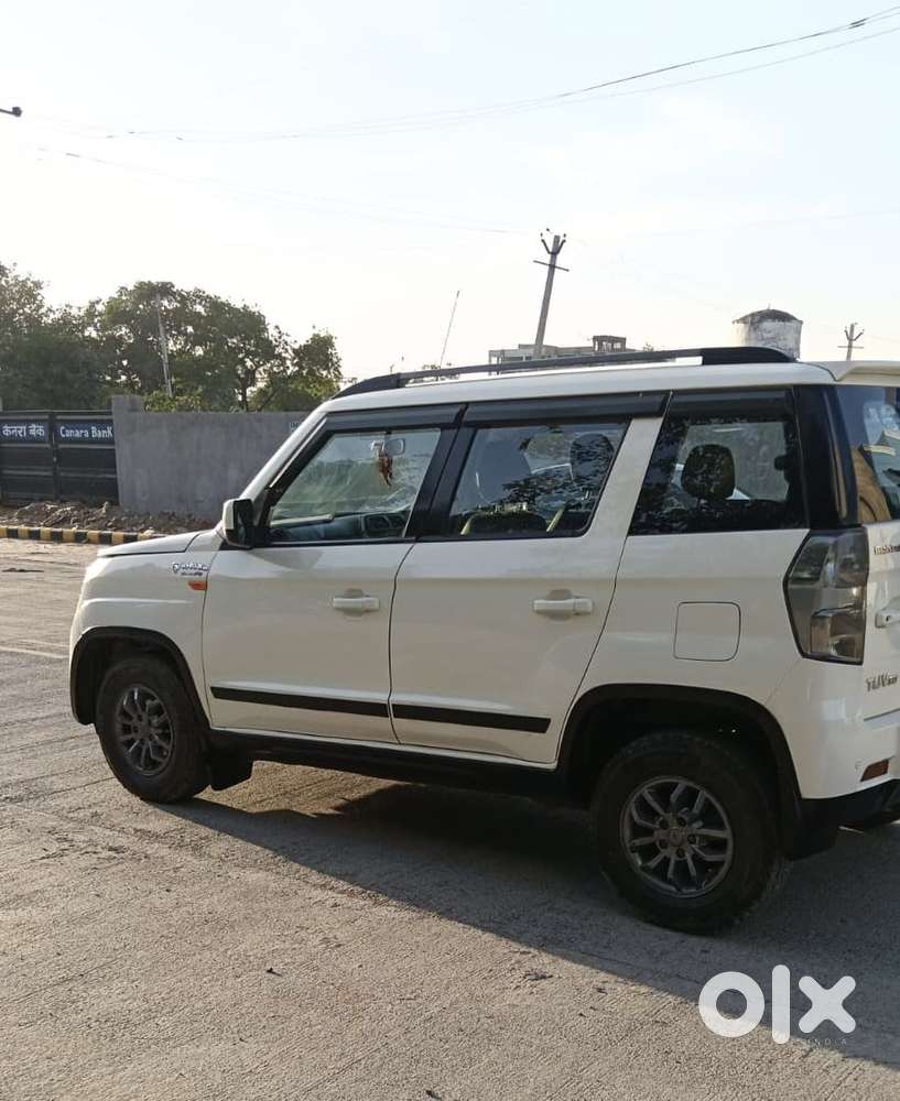 Mahindra Tuv 300 T10 Opt, 2019, Diesel