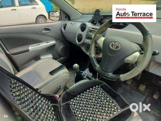 Toyota Etios 1.5 V, 2011, Petrol
